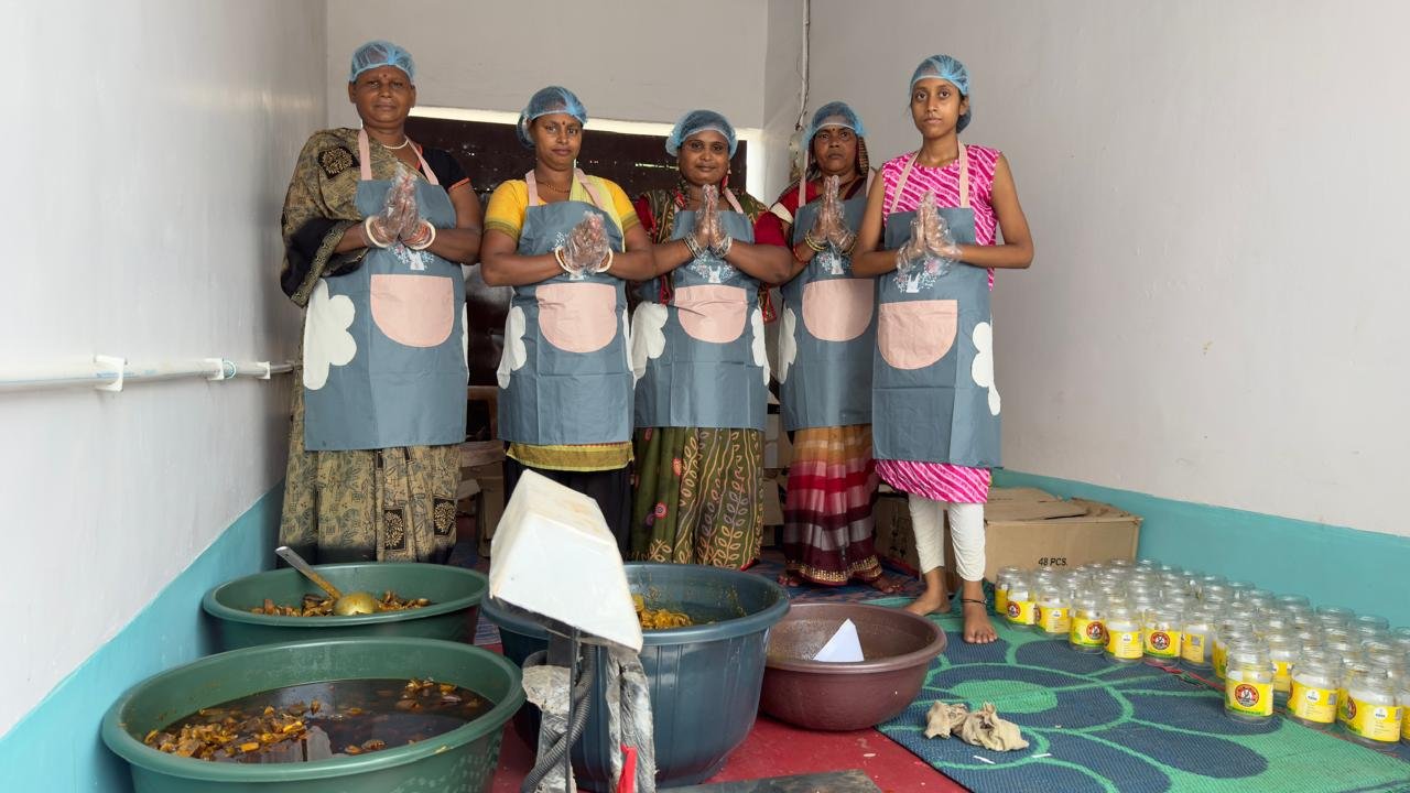 Grameen chator staff manufacture
